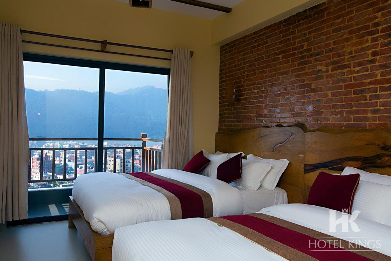 Hotel Kings Pokhara Extérieur photo